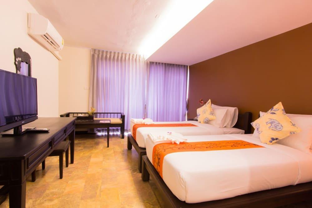 All Together Suite Hotel Bangkok Extérieur photo